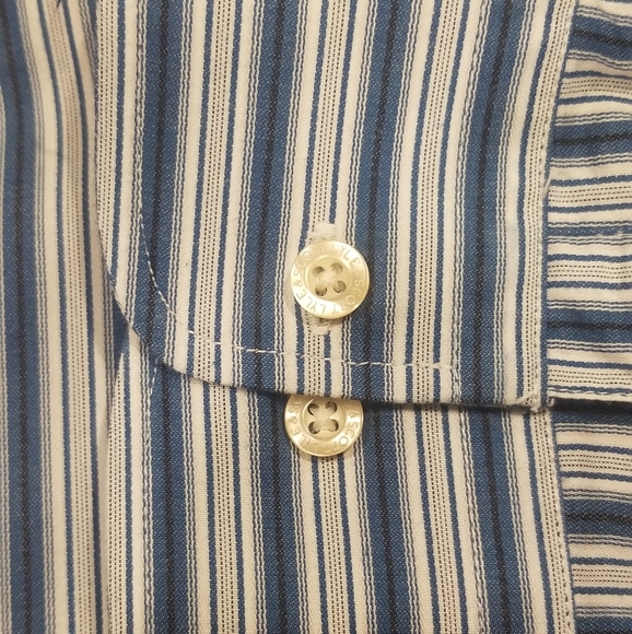 Lyle & Scott Button up Shirt. Men's size Large - Picture 3 of 7
